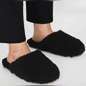 UGG Maxi Curly Slide